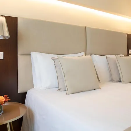 Hotel La Reggia Sporting Center 3*