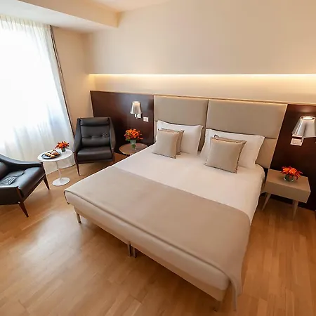 La Reggia Sporting Center