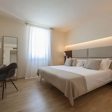 La Reggia Sporting Center Szálloda