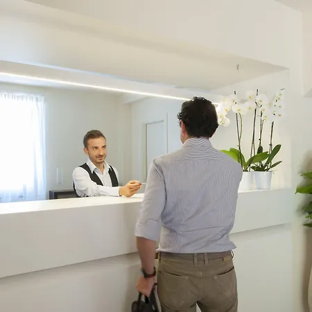 La Reggia Sporting Center