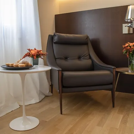 La Reggia Sporting Center 3*