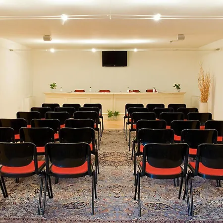 La Reggia Sporting Center Szálloda 3*