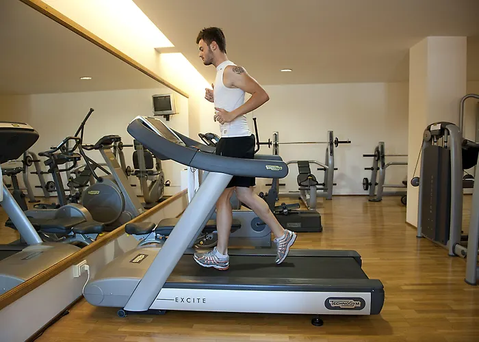 Hotel La Reggia Sporting Center 3*